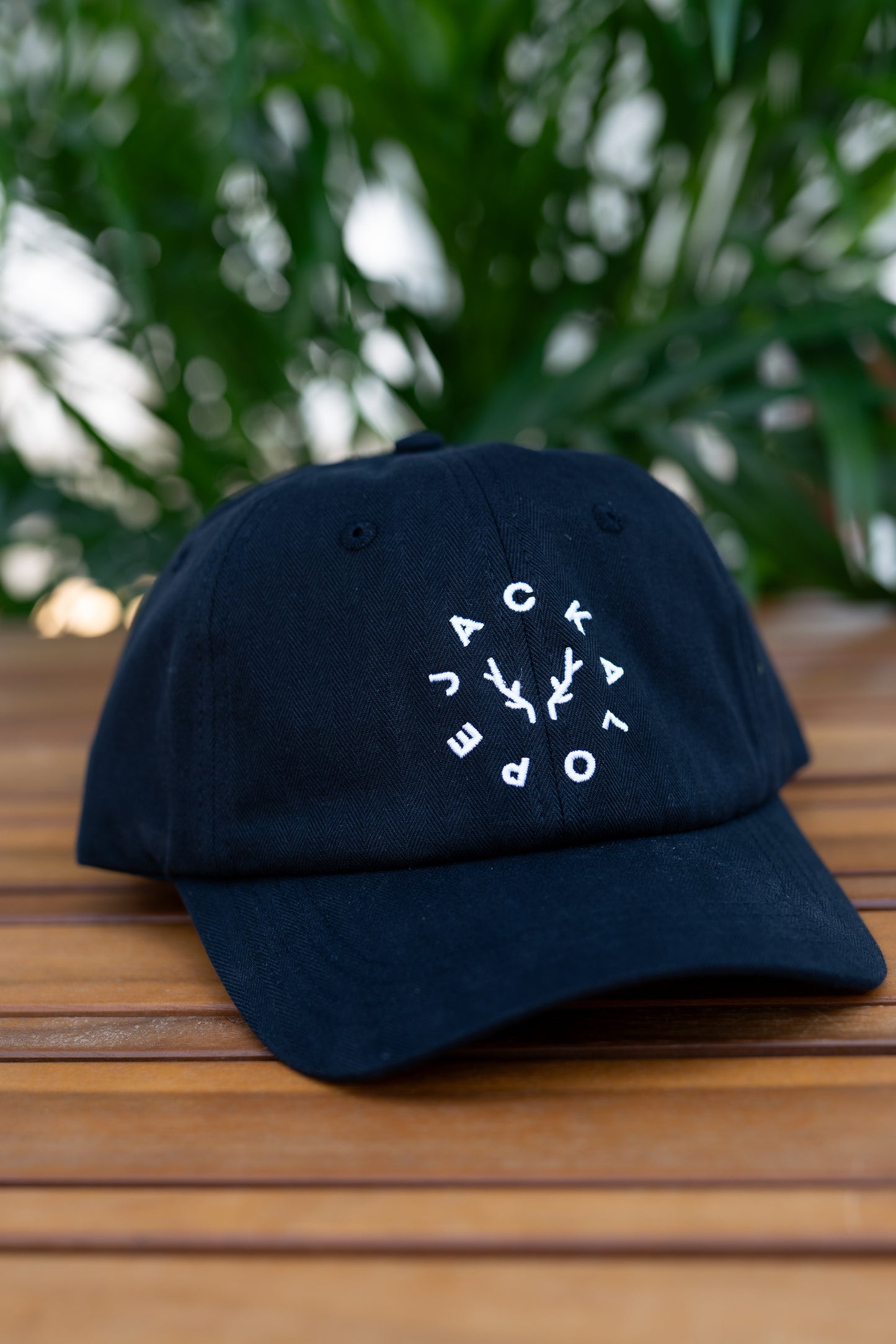 JACKALOPE black cap