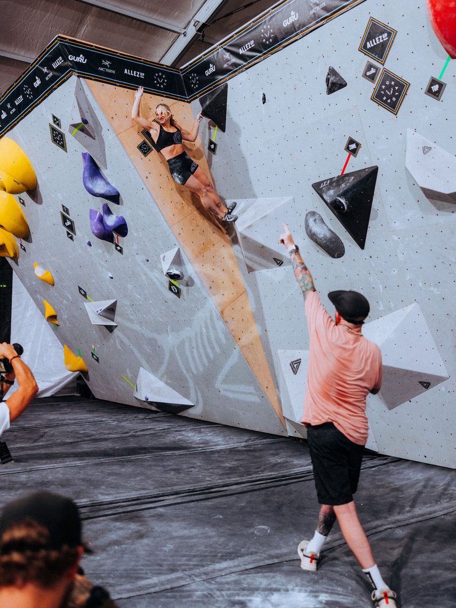 Bouldering Scramble (All Categories) - JACKALOPE Montréal
