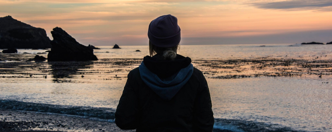 Why are young people converging to the mountains and the sea ?