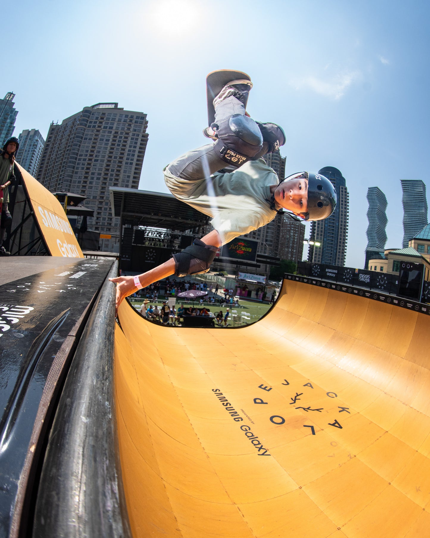 Skateboarding Vert Grom - JACKALOPE Mississauga