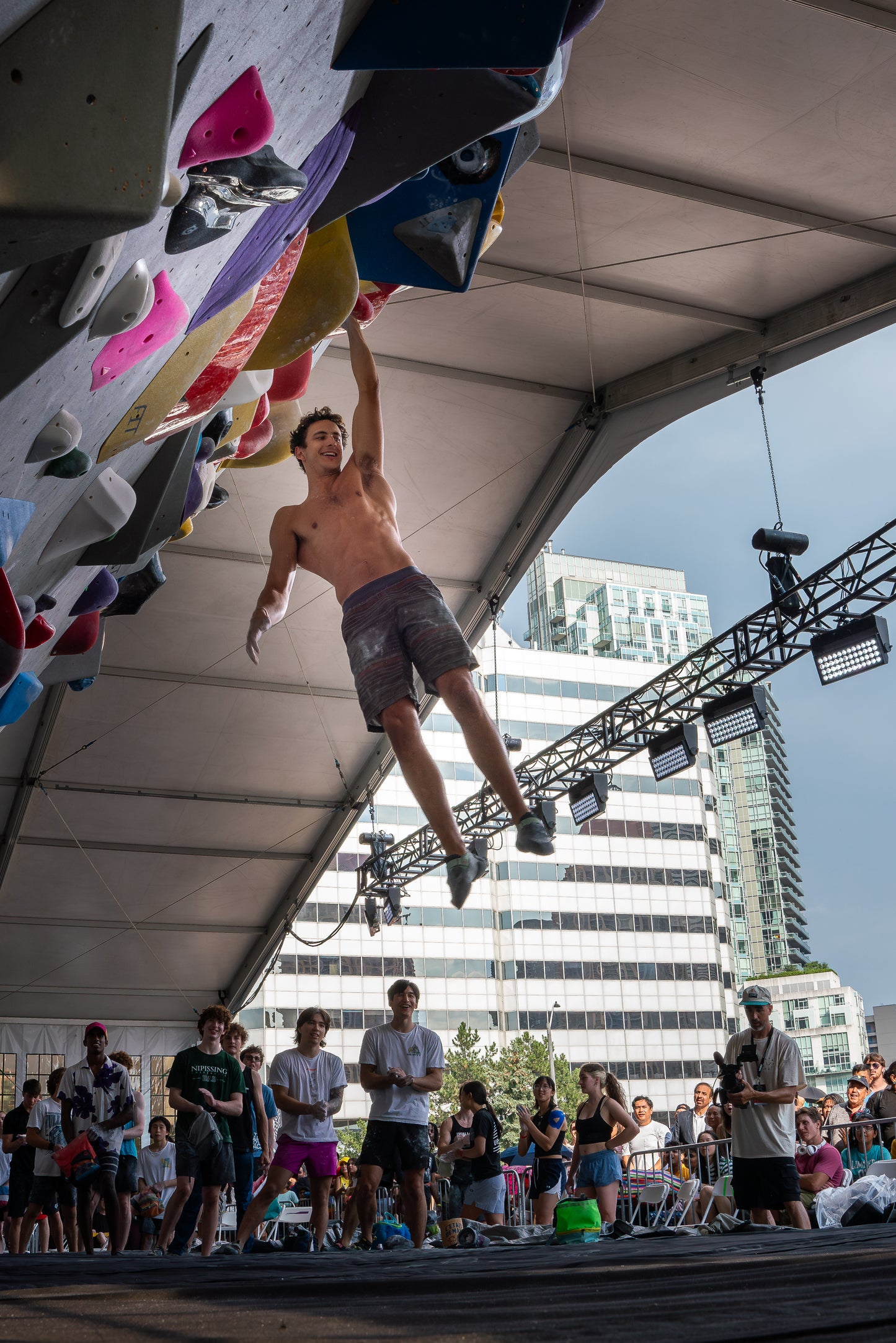 Speed Bouldering - JACKALOPE Montréal