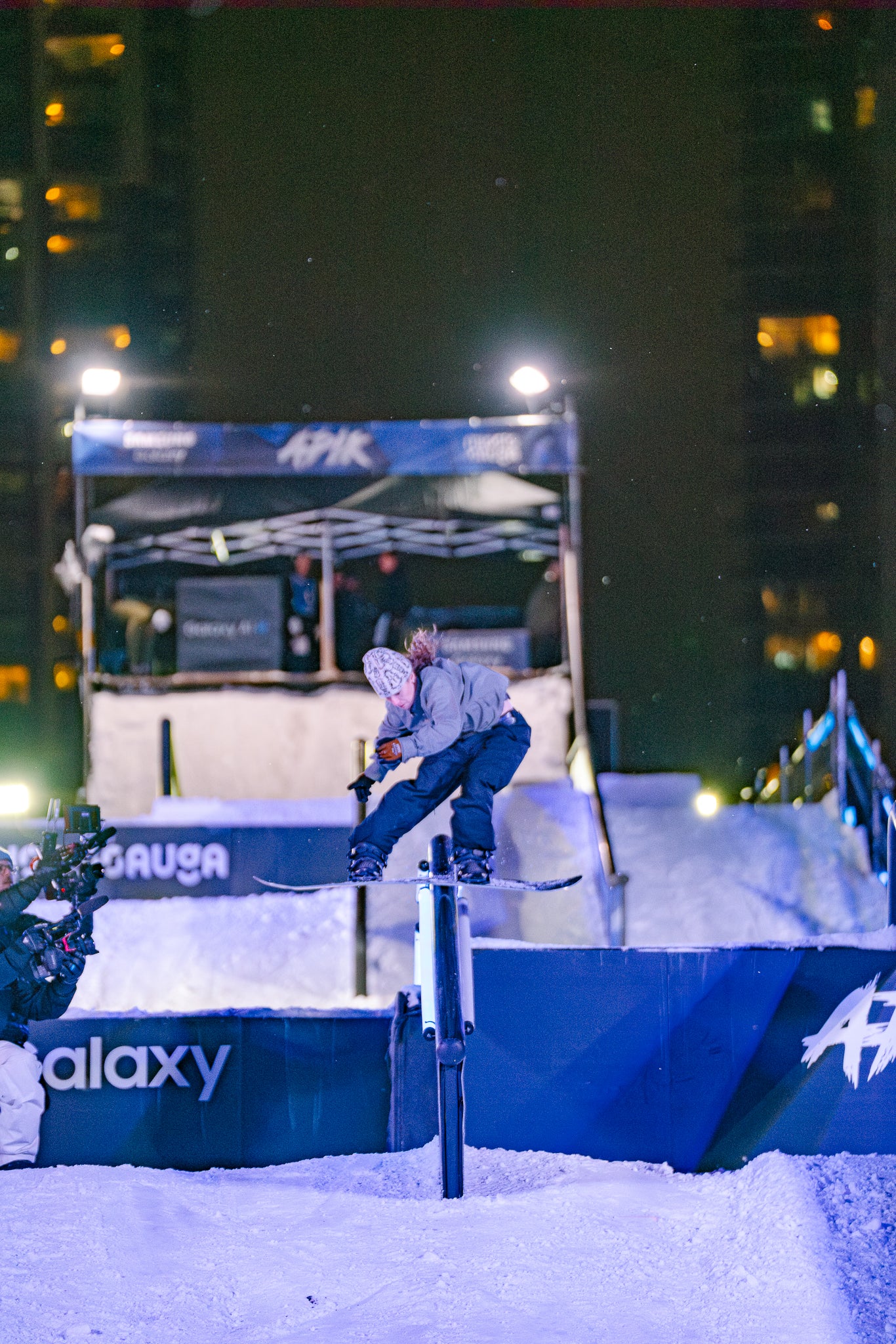 Snowboard competition